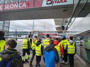 wizyta na lotnisku (10) zs16